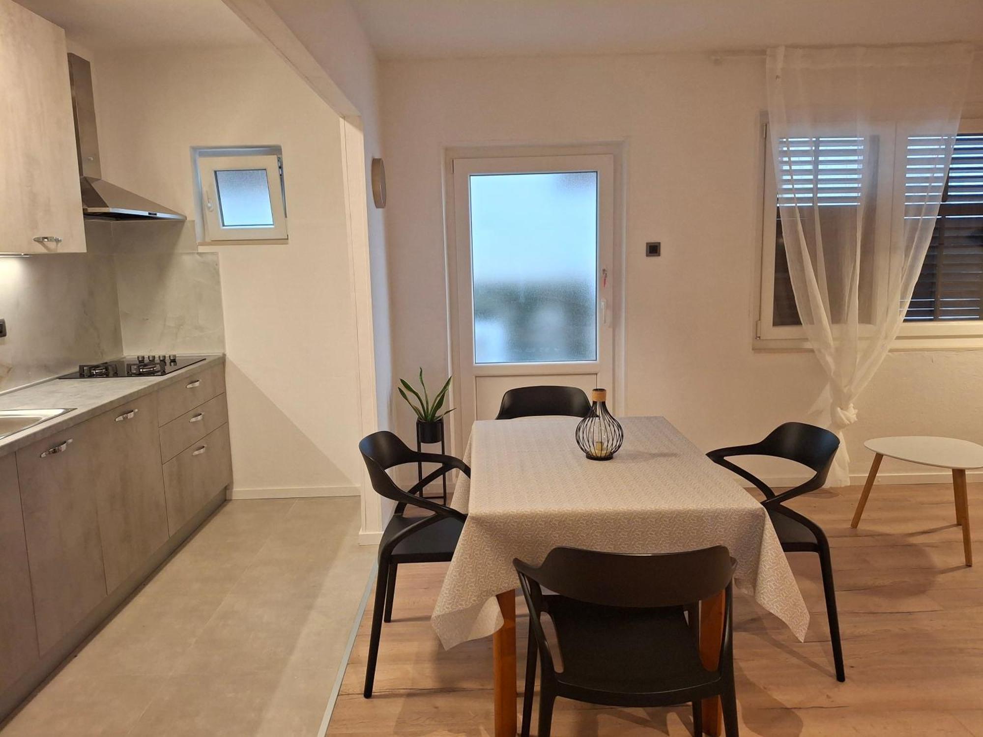 Appartamento Nina Seaview Baška Voda Esterno foto